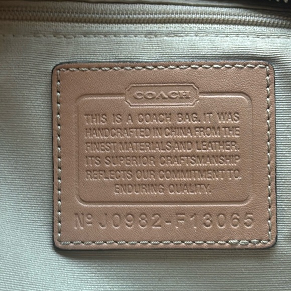 Coach Hampton Signature Carryall Purse - Picture 4 of 14